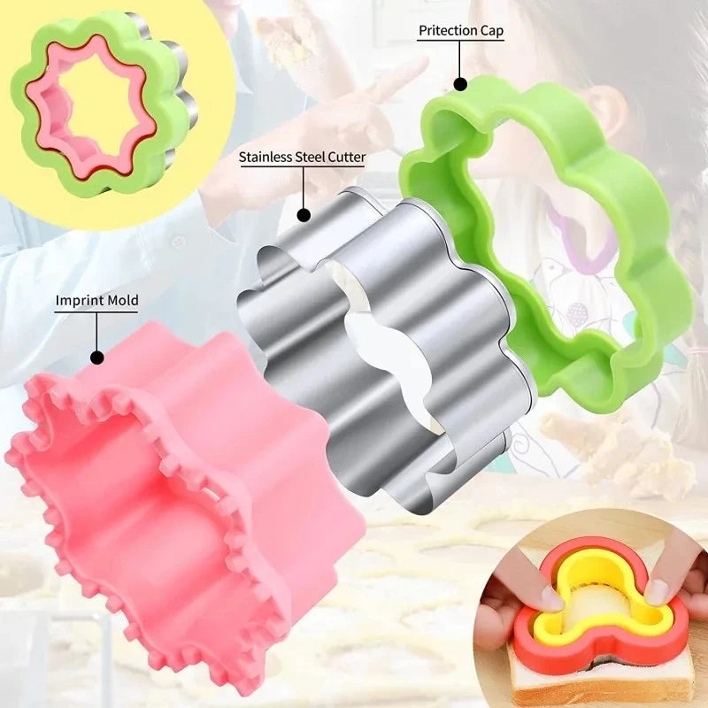 Sandwich Cutters for Kids Set with Sealer DIY Cookie Cutter Shapes Christmas Tree Sandwich Makers for Boys Girls Lunch Bento Box