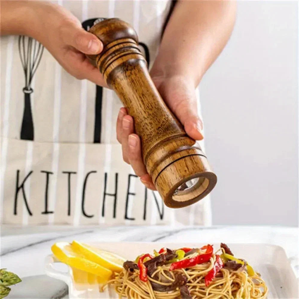 Pepper Grind Salt and Pepper Grinder Kitchen Tools Grind Pepper Grind Oak Pepper Freshly Grind Wooden Pepper Grinder Flask