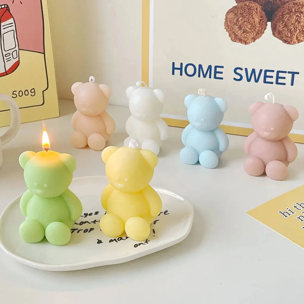 Small Cartoon Bear DIY Aromatherapy Candle Silicone Mold Dessert Decoration Mousse Chocolate Mold Plaster Home Decoration Tool