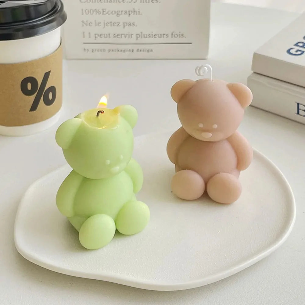 Small Cartoon Bear DIY Aromatherapy Candle Silicone Mold Dessert Decoration Mousse Chocolate Mold Plaster Home Decoration Tool