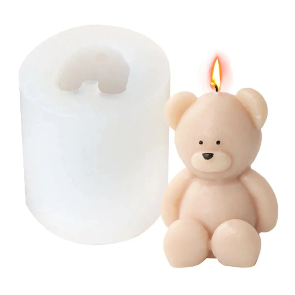 Small Cartoon Bear DIY Aromatherapy Candle Silicone Mold Dessert Decoration Mousse Chocolate Mold Plaster Home Decoration Tool
