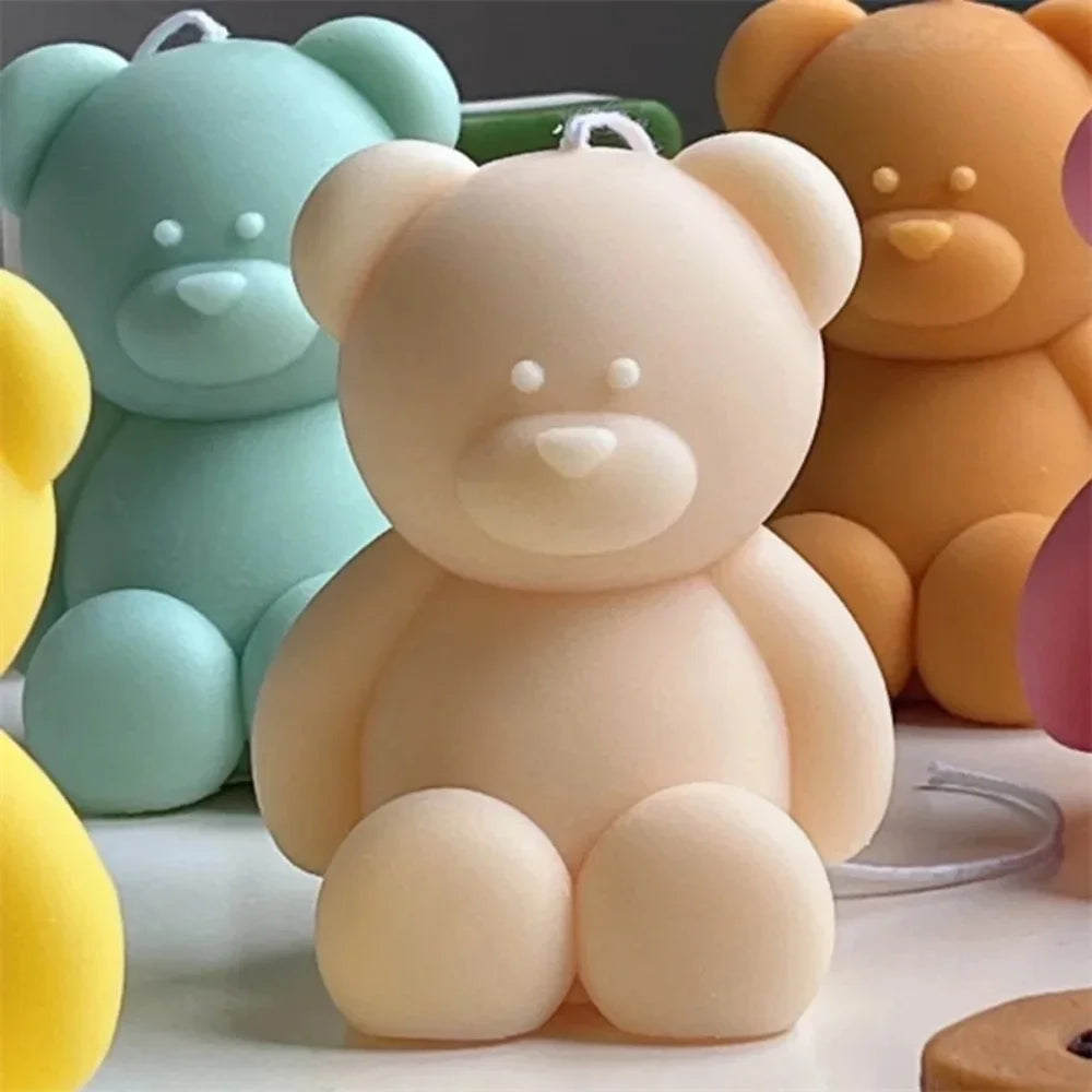 Small Cartoon Bear DIY Aromatherapy Candle Silicone Mold Dessert Decoration Mousse Chocolate Mold Plaster Home Decoration Tool