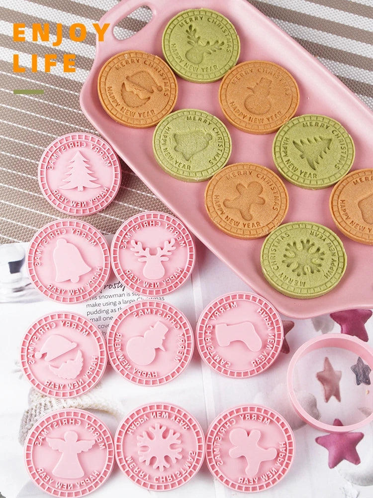 9Pcs 3D Christmas Cookie Cutters Biscuit Mold Santa Snowman Tree Elk Cookie Mould Stamp Xmas New Year Party Decor Baking Tools