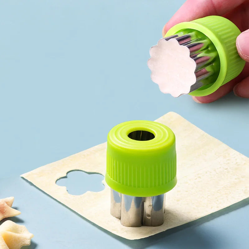 6/8/10Pcs Heart/Flower Shape Vegetables Cutter Plastic Handle Cookie Cutters Sandwiches Cutter Stainless Steel Fruit Cutting Die